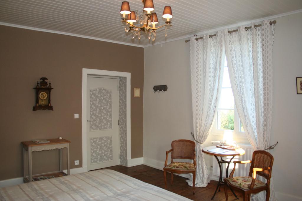 La Double Porte Castéra-Verduzan Room photo